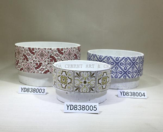 Printing concrete plant pots