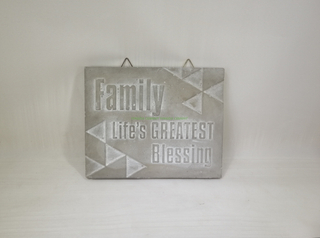 doorplate in cement white color 