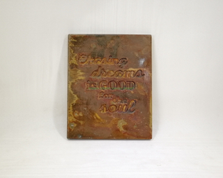 doorplate in cement rust color 