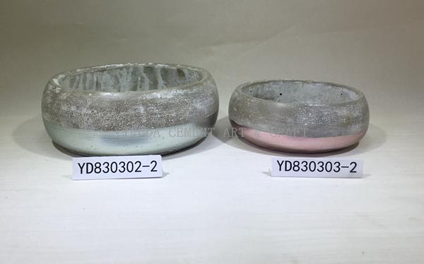 Metallic Concrete Vase