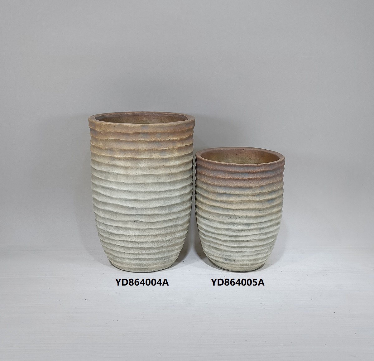 High quality customizable different sizes ripple rim design terracotta pot handmade cement pots for plants