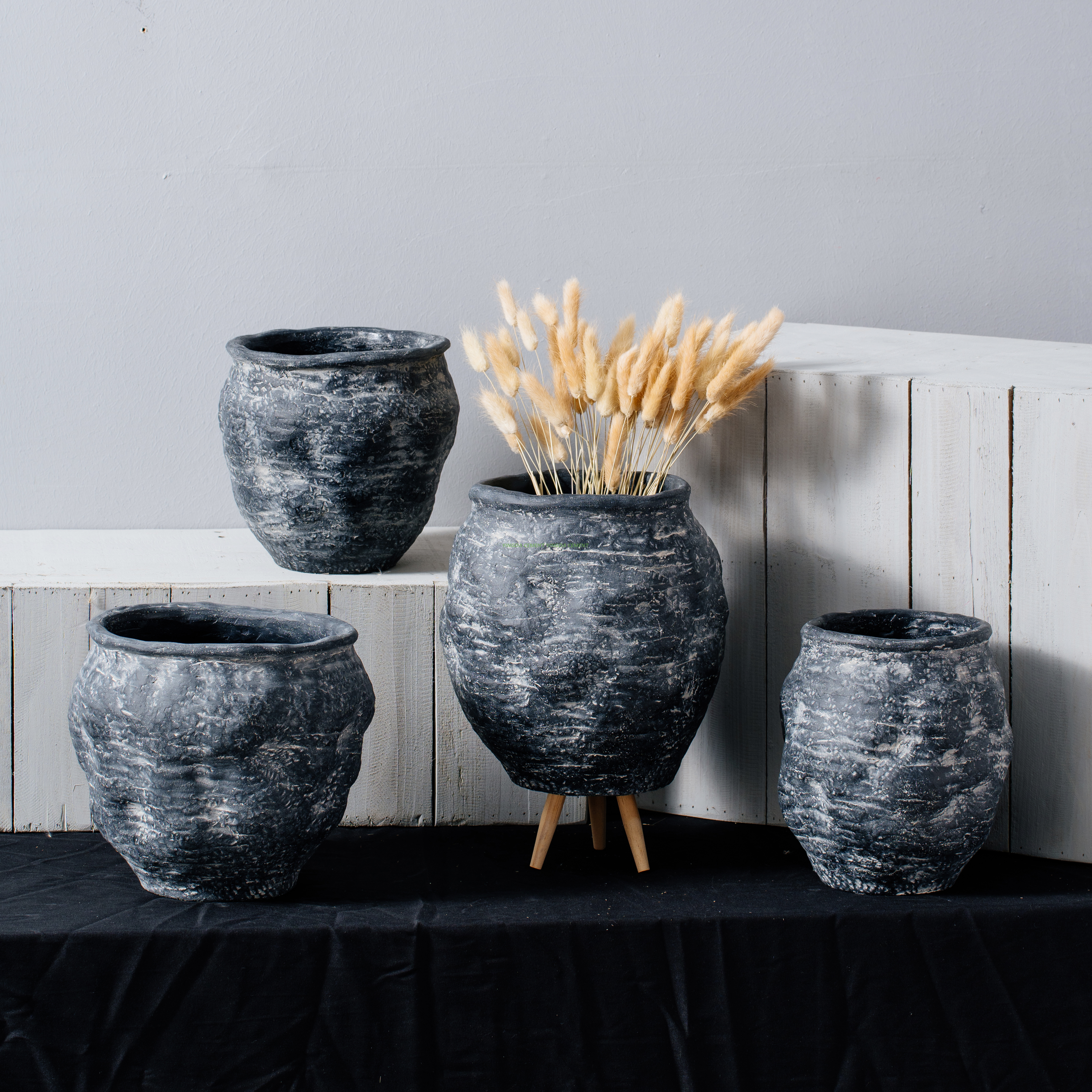 High quality wholesale price vintage customized unique table vases indoor cylinder vase 