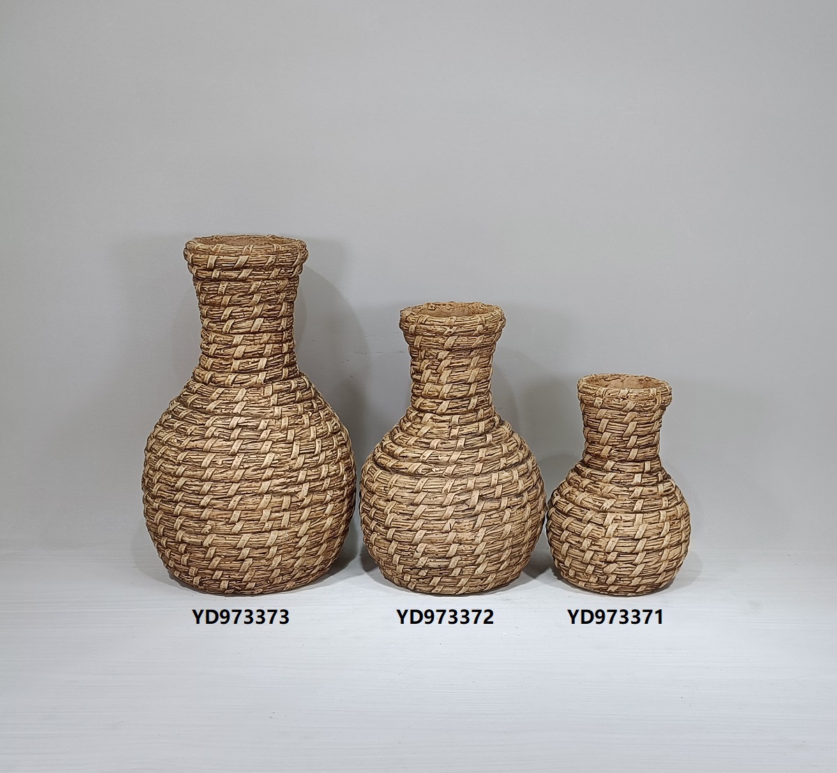 Wholesale decorative retro style art creative concrete vase cement flower vases for home decor