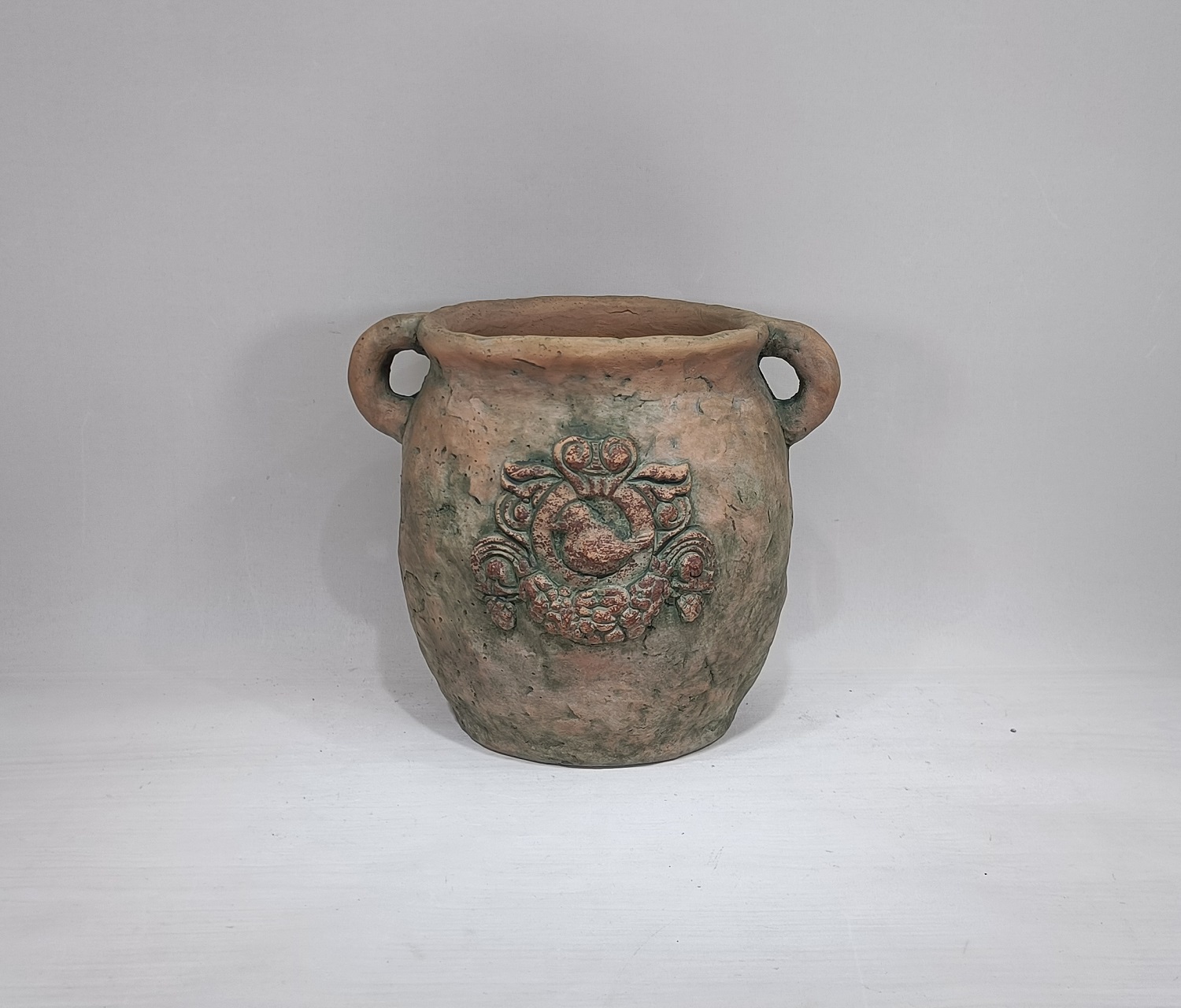Popular high quality matte terracotta color garden decoration cement plant pots with double handles