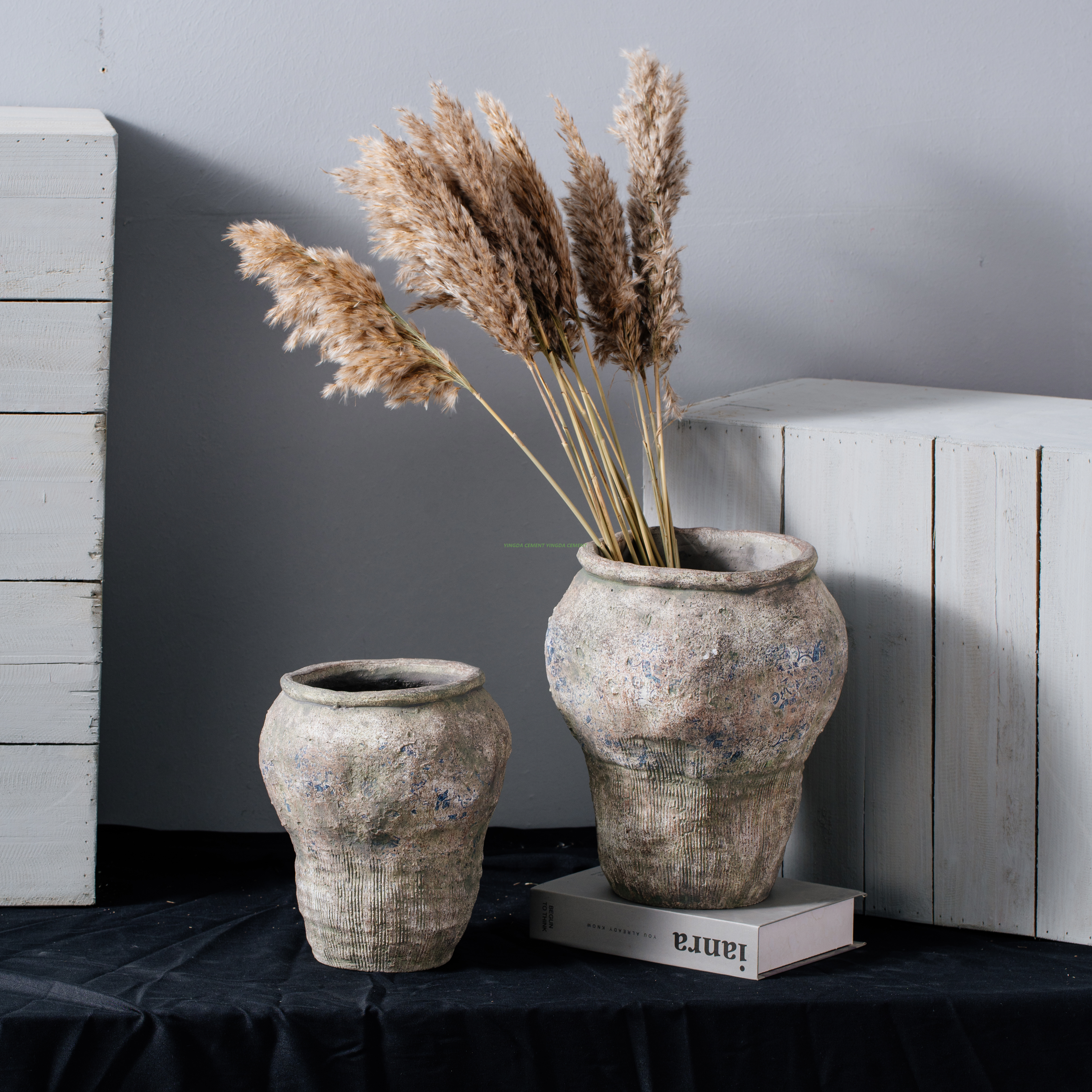 Chinese wholesale cheap different size home garden antique cement plant pot matte table flower pots