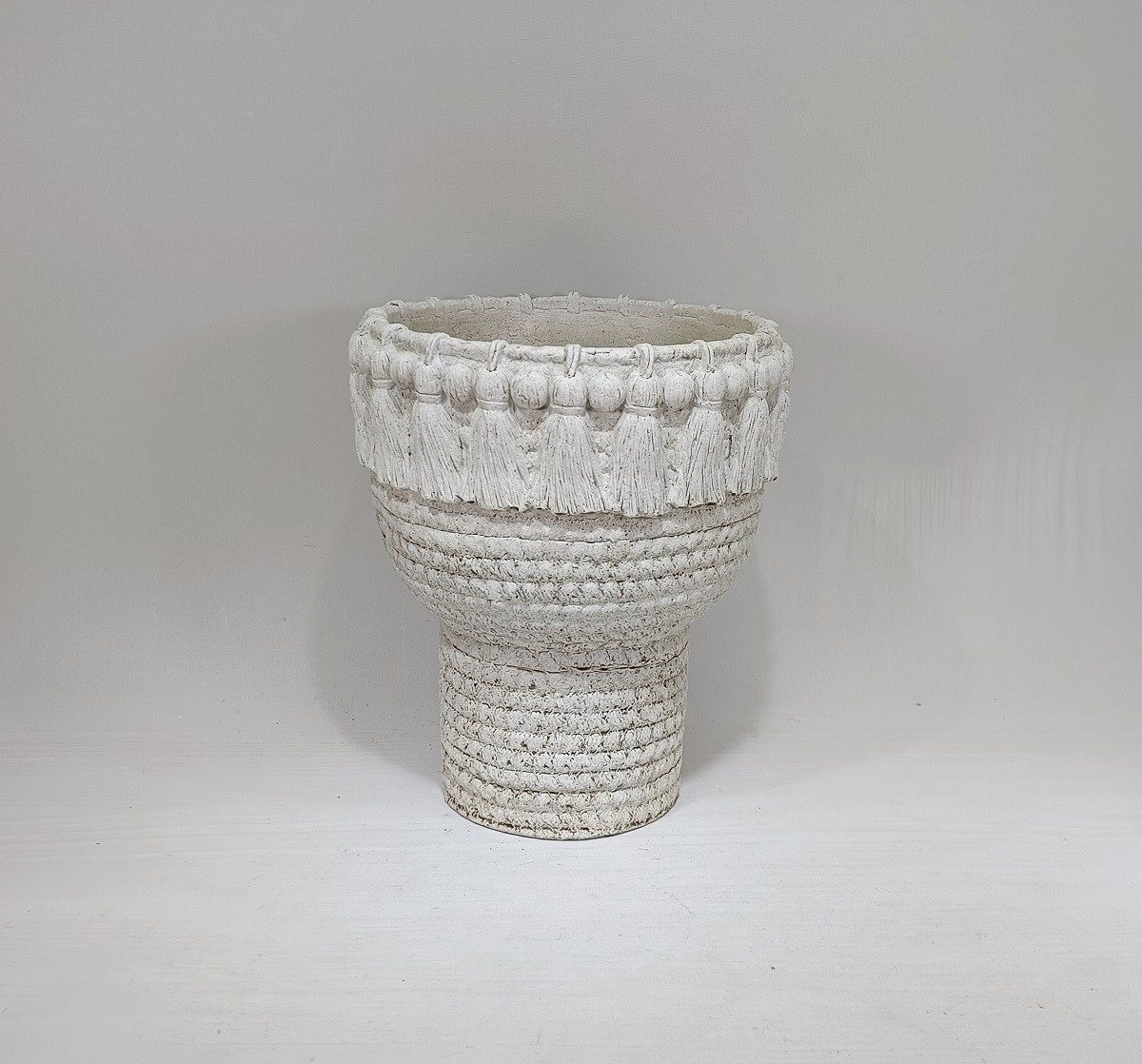 Nordic home decoration handmade ikebana vase cheap cement flower vases for living room