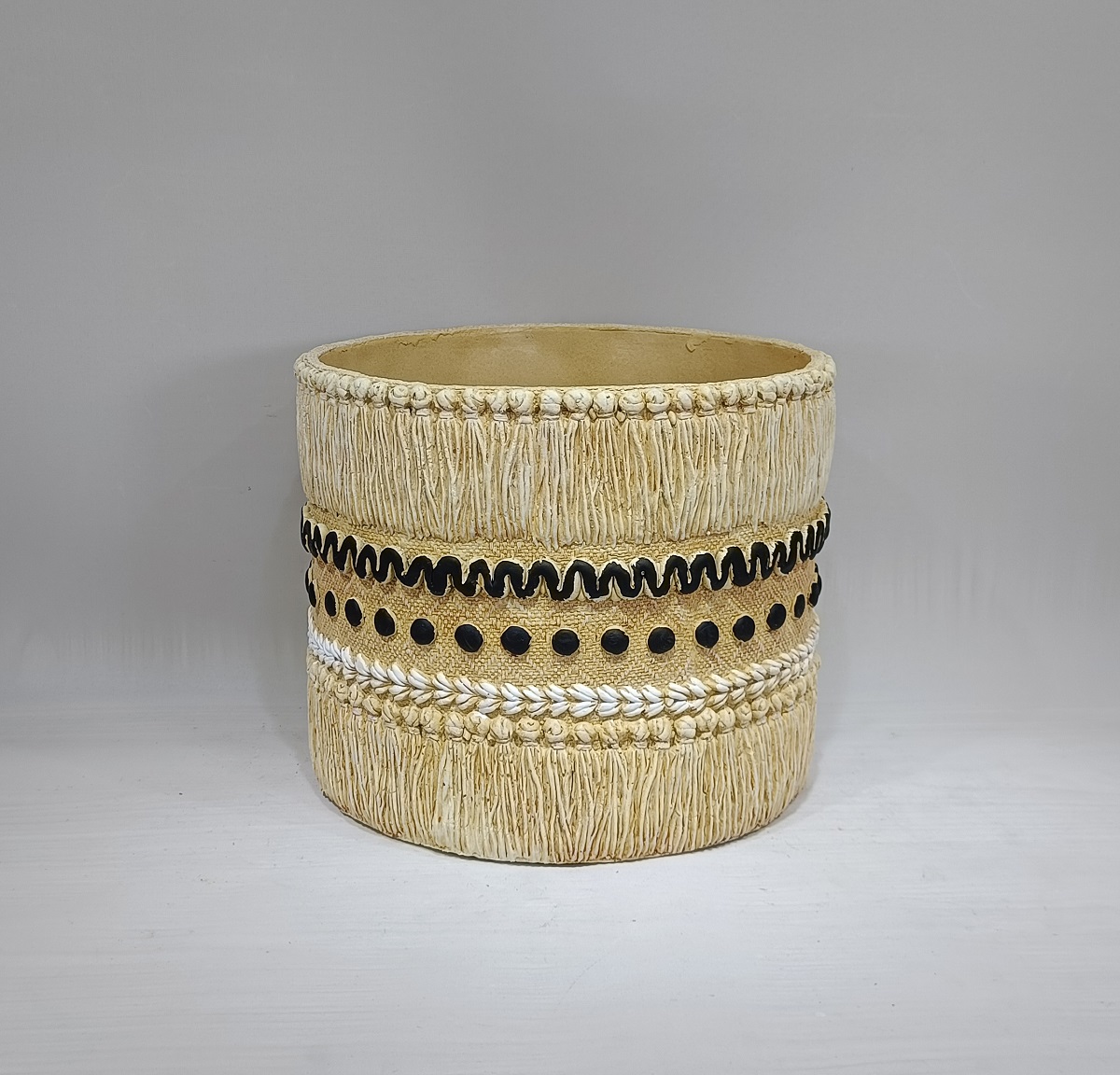 New arrival customizable size concrete plant pots nordic style modern garden cement flower pots