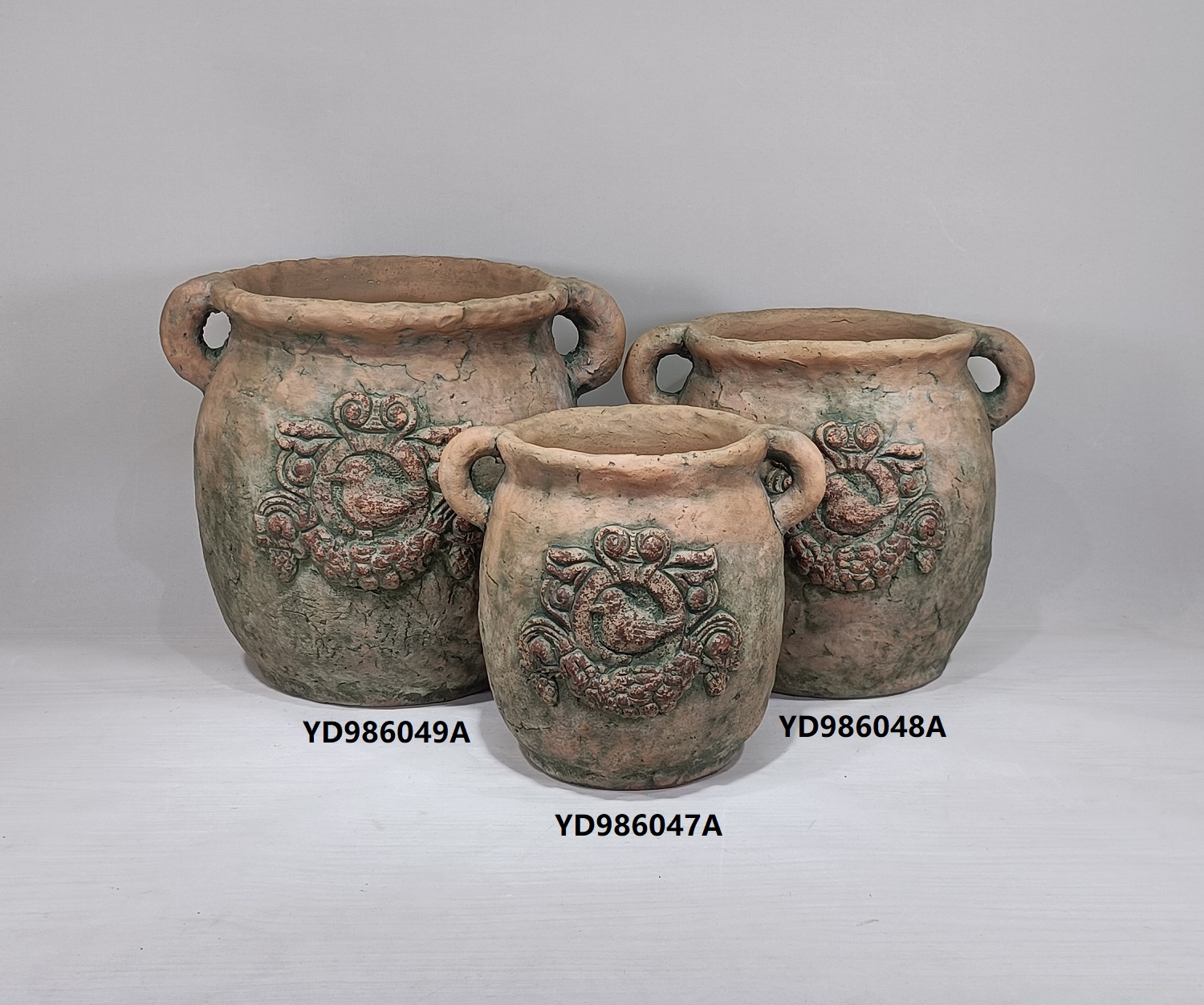 Popular high quality matte terracotta color garden decoration cement plant pots with double handles