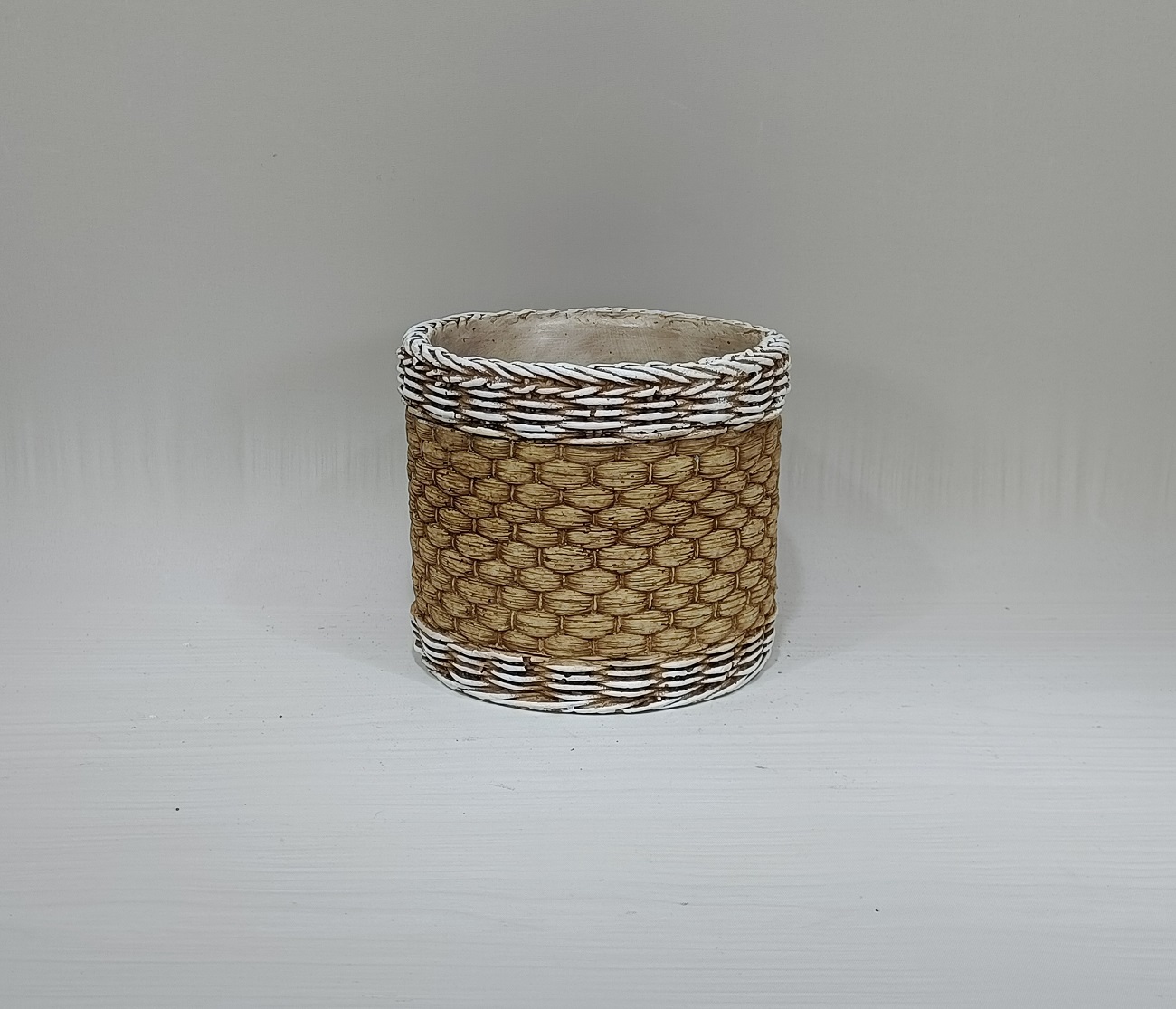 Fine quality custom logo cylinder shape garden pot cement pots for suculents cactus