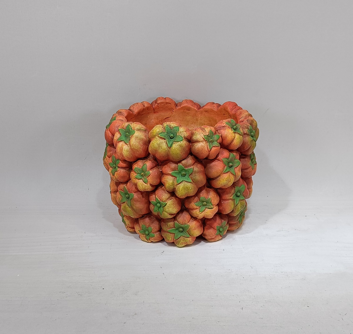 Embossed Modern Cement Garden Pot Vegetable Design Tomato Shape Flower Pot