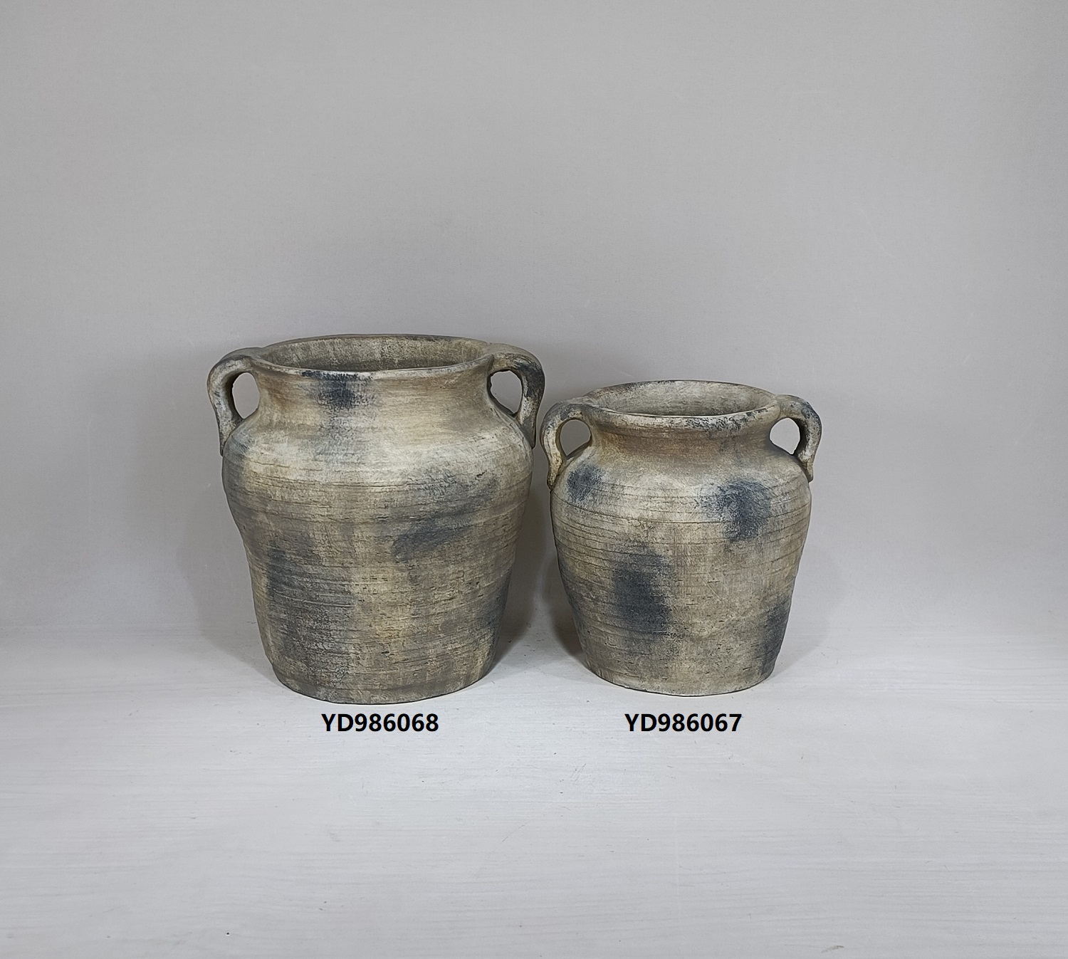 Old looking flower pot garden ornaments cement plant pot for decoration