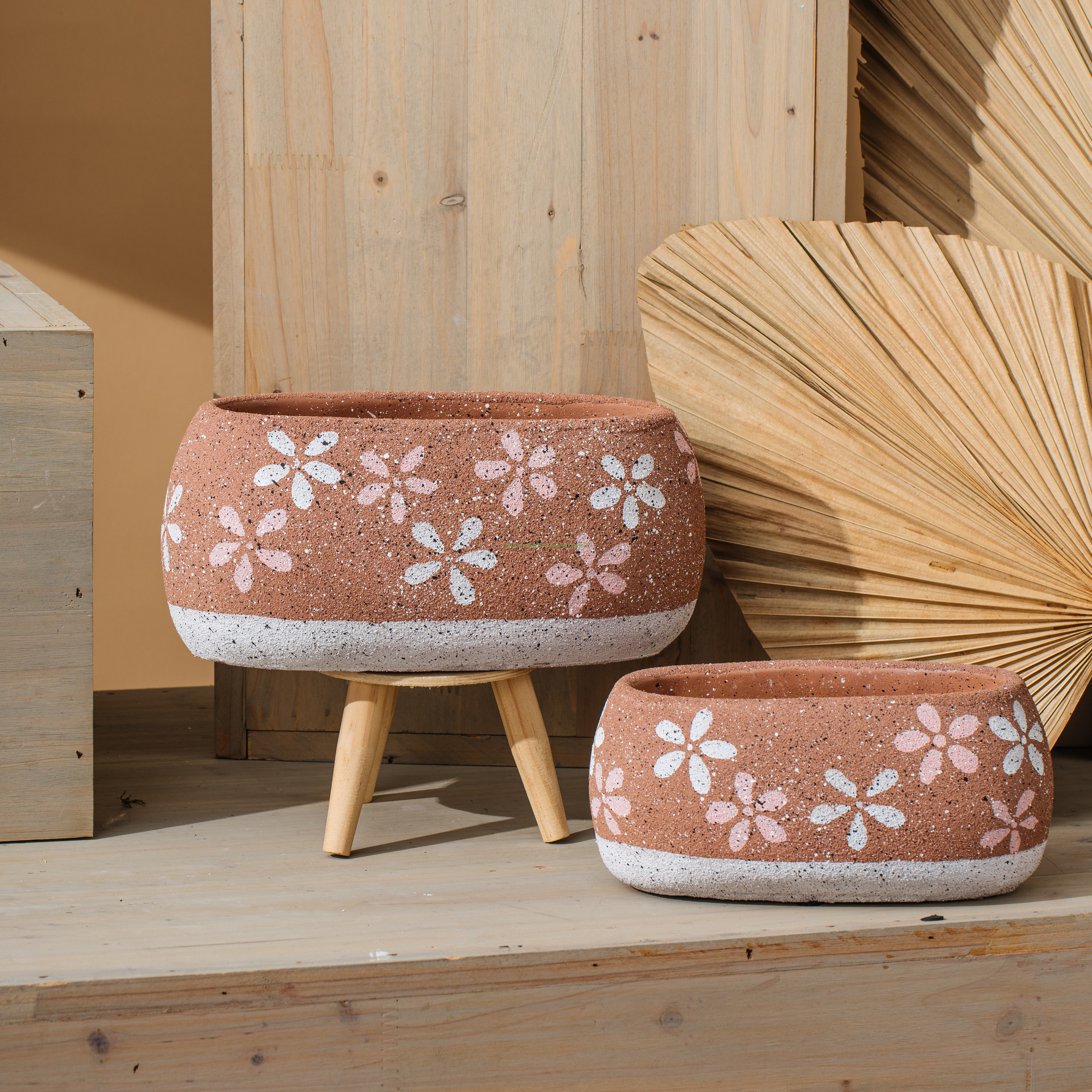 European-StyleCement Flower Pots Outdoor Garden Home Planting Planter Nursery Foam Wrap Powder Coating Vintage Style