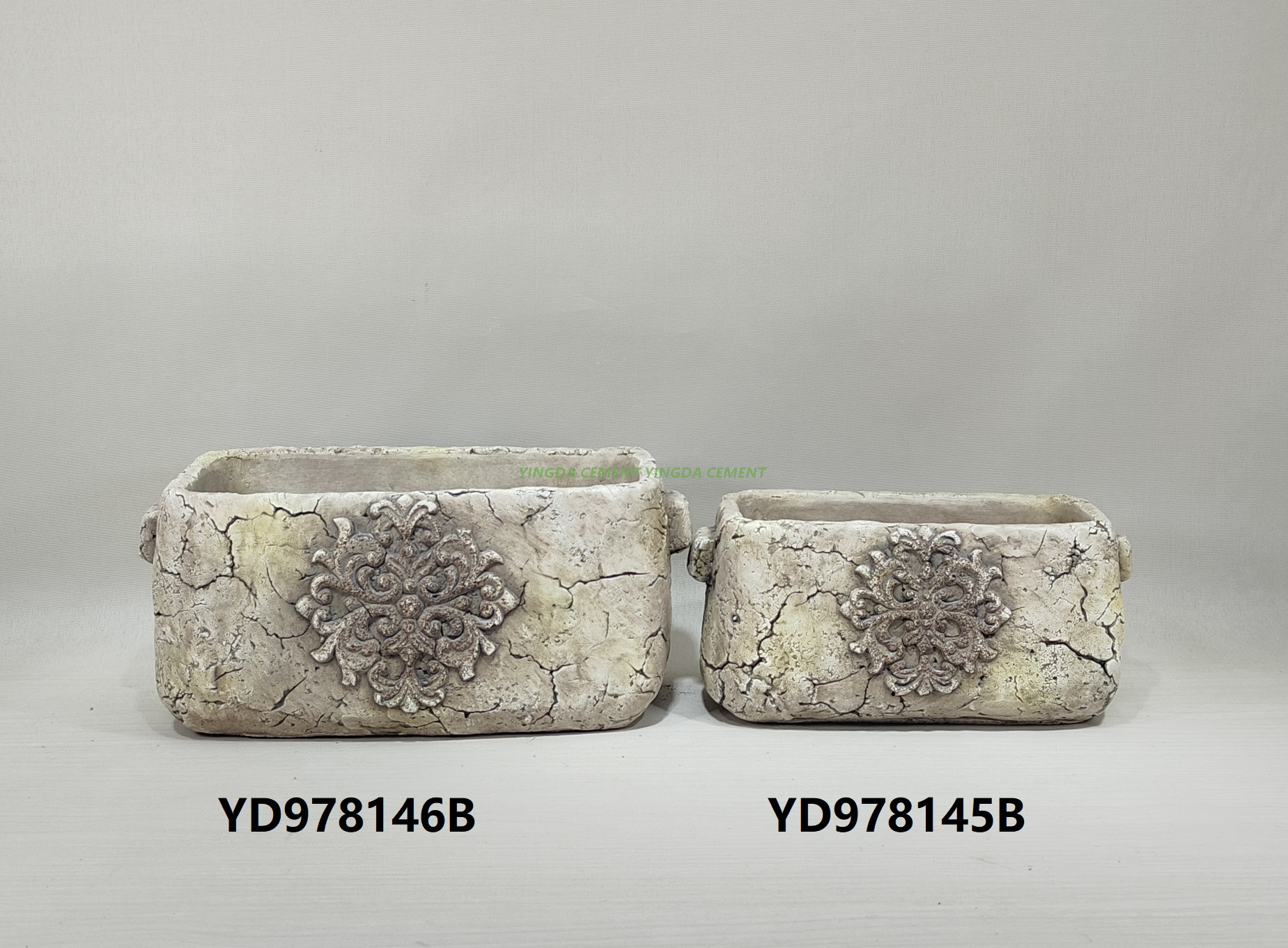 High Quality European Style Embossed Concrete Flower Pot Outdoor Balcony Cement Garden Pots & Planters