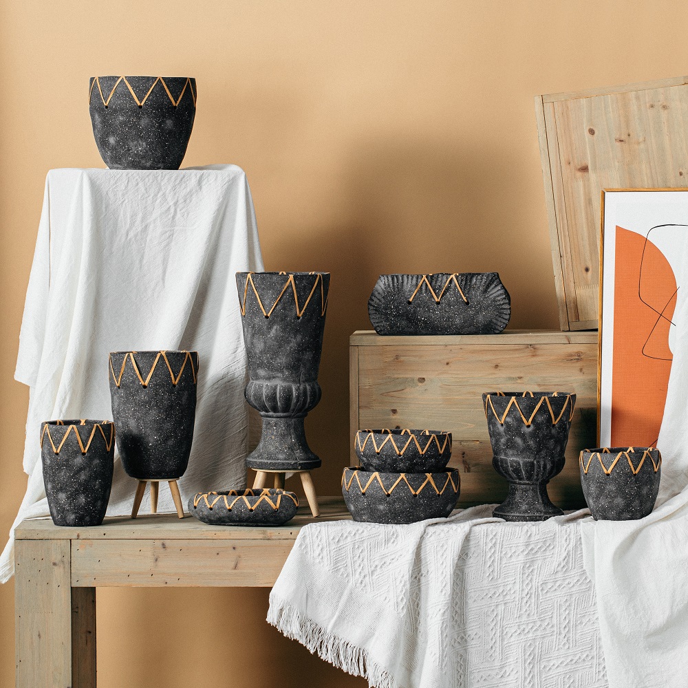 Nordic retro rustic style black matte outdoor garden tabletop cement flower vase home decor