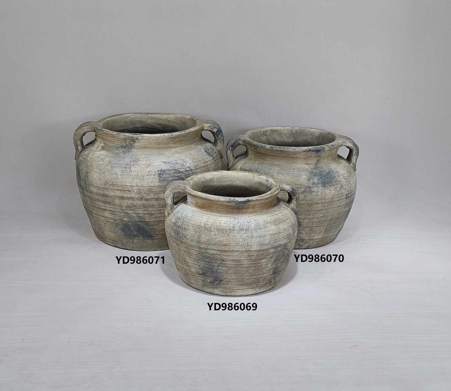 Old looking flower pot garden ornaments cement plant pot for decoration