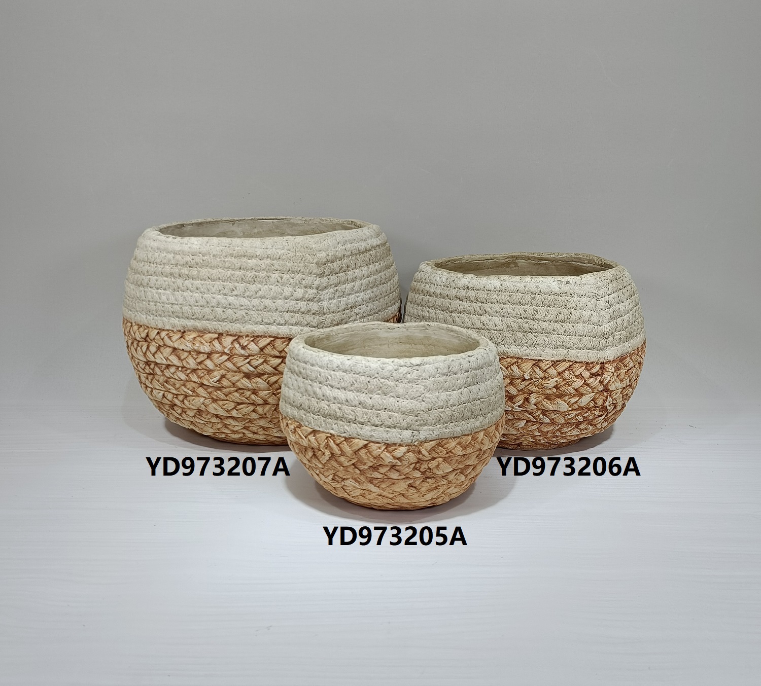 New arrival round ball shape matte concrete cactus pots cement flower pot for garden plants