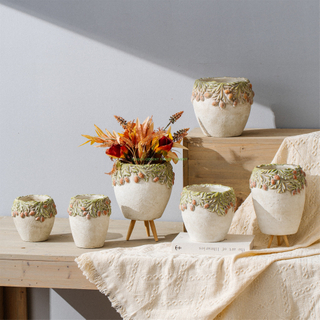 Coloured Small Size Round Cement Concrete Plant Pot and