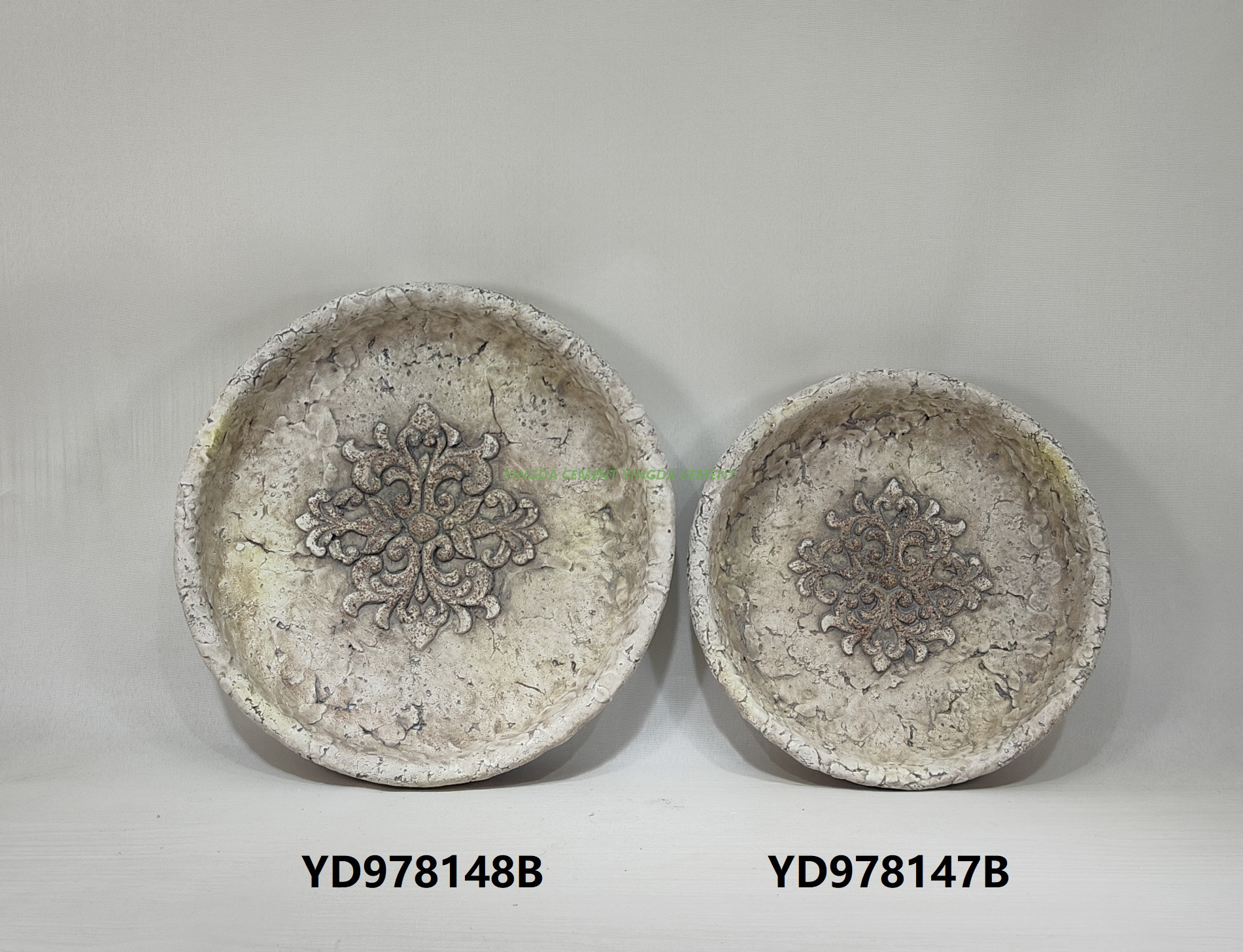 High Quality European Style Embossed Concrete Flower Pot Outdoor Balcony Cement Garden Pots & Planters
