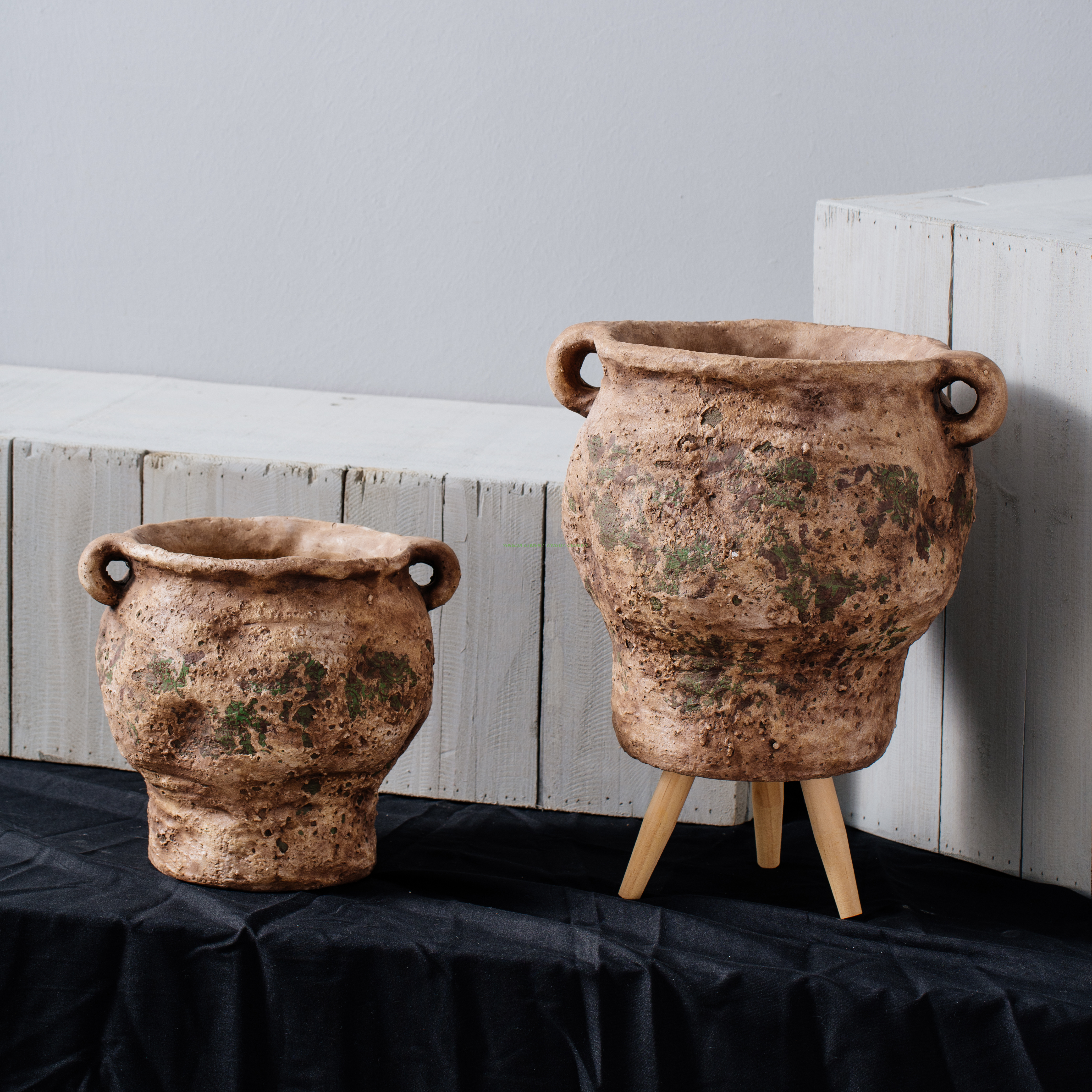 Chinese wholesale cheap different size home garden antique cement plant pot matte table flower pots planter