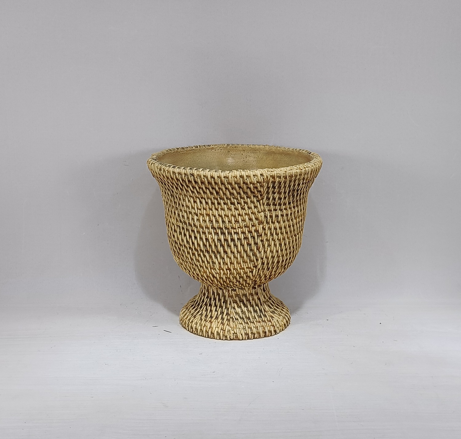 Vintage style bamboo design cement urn pot decoration concrete flower pots planters
