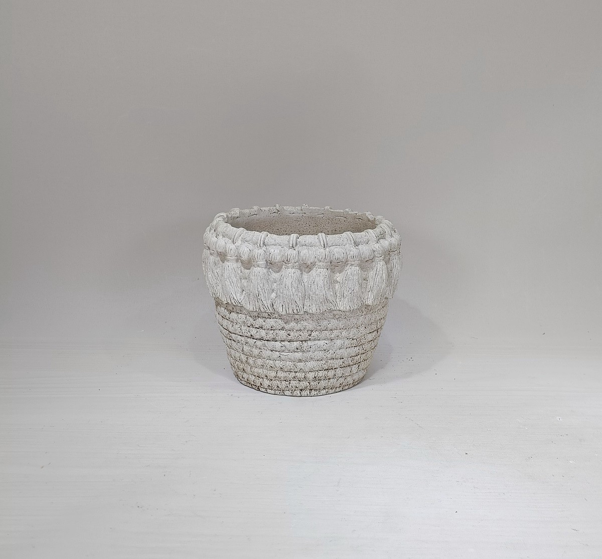 Nordic modern gardening decor bonsai flower pot concrete cement flower plant pots for garden