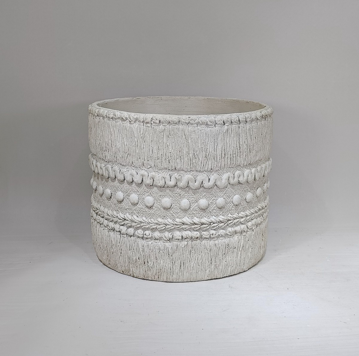 New arrival customizable size concrete plant pots nordic style modern garden cement flower pots