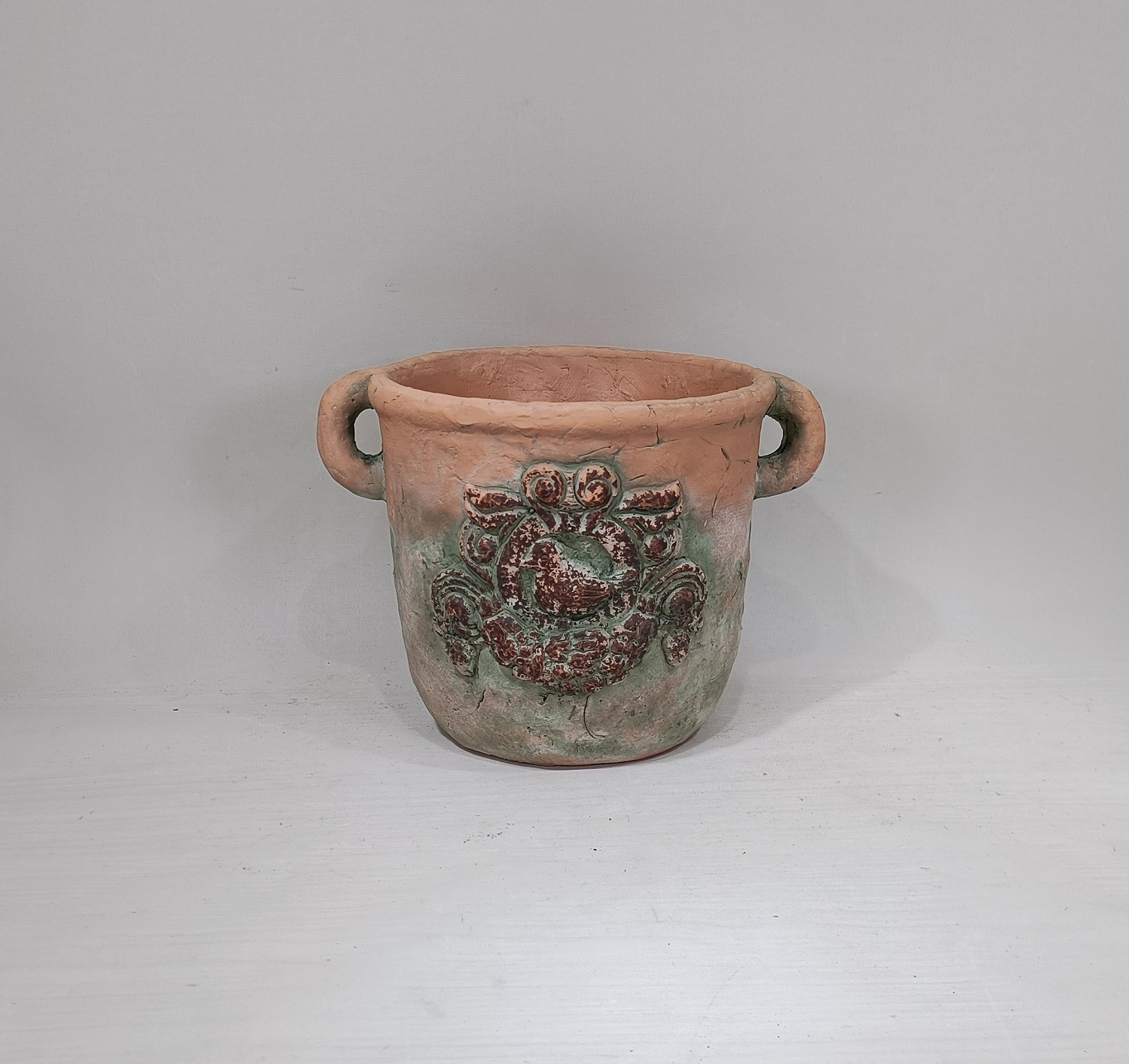 Promotion price concrete planter pots matte terracotta color garden decoration cement plant pots with double handles