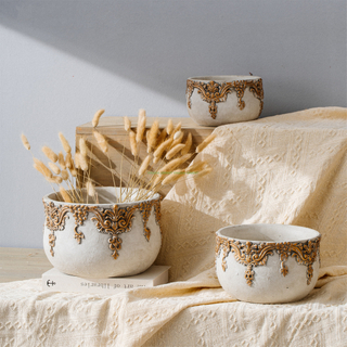 Modern Decorative Clay Planter Pot in Different Sizes