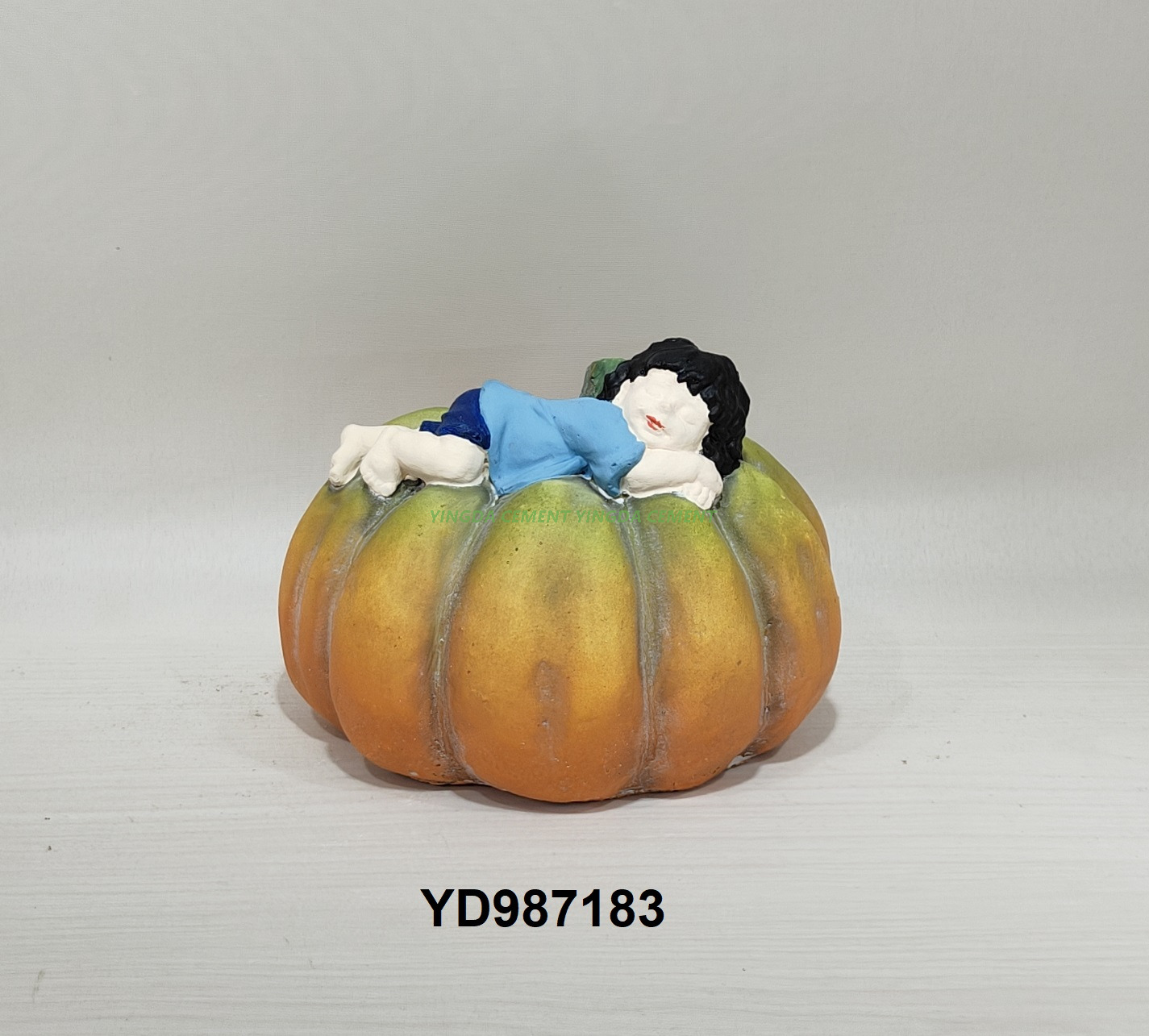 Modern Handcrafted Cement Fiberglass Vegetable Models Pumpkin Sculpture Statues for Outdoor Park Garden Christmas Art Figurines