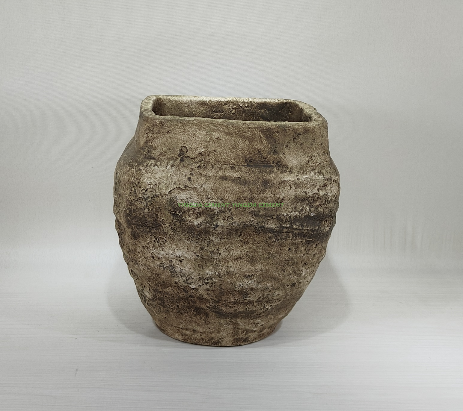 High quality bamboo weaving design outdoor indoor pot planters wholesale flower pots in bulk