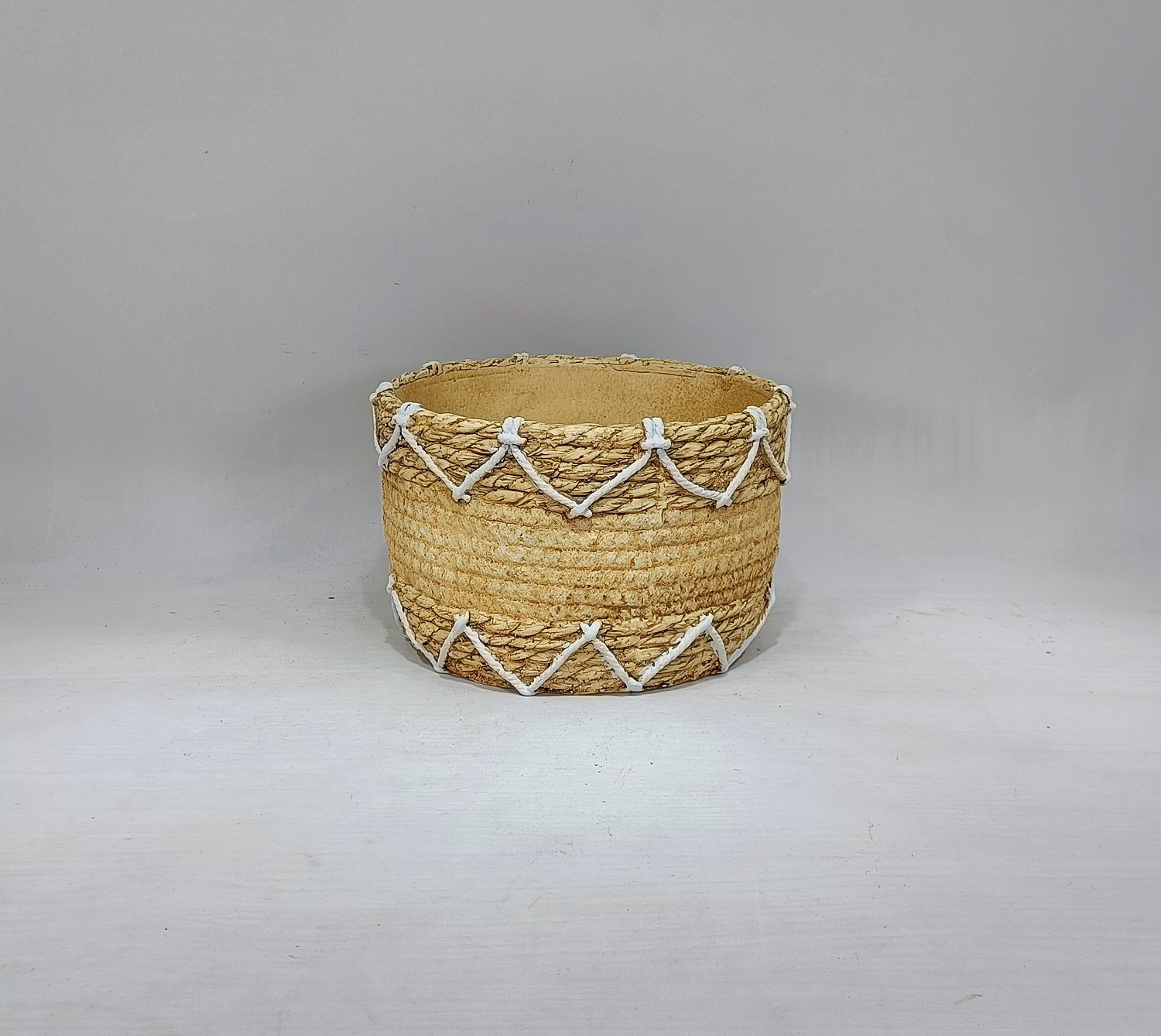 New style bamboo weaving design decoration flower pot cement flower pot