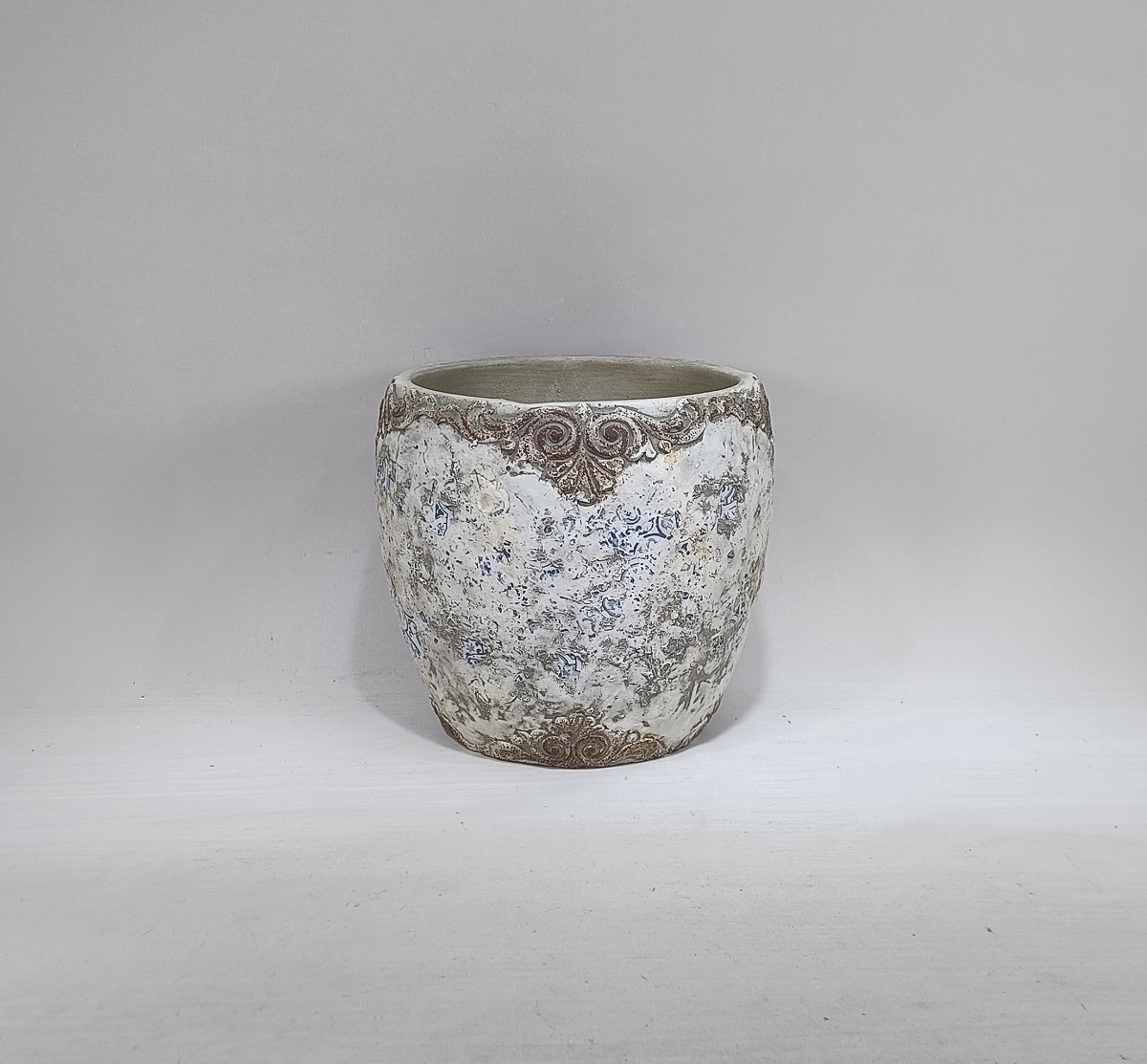 Antiqued decal pattern matte indoor outdoor cement flower pot garden decoration concrete planters