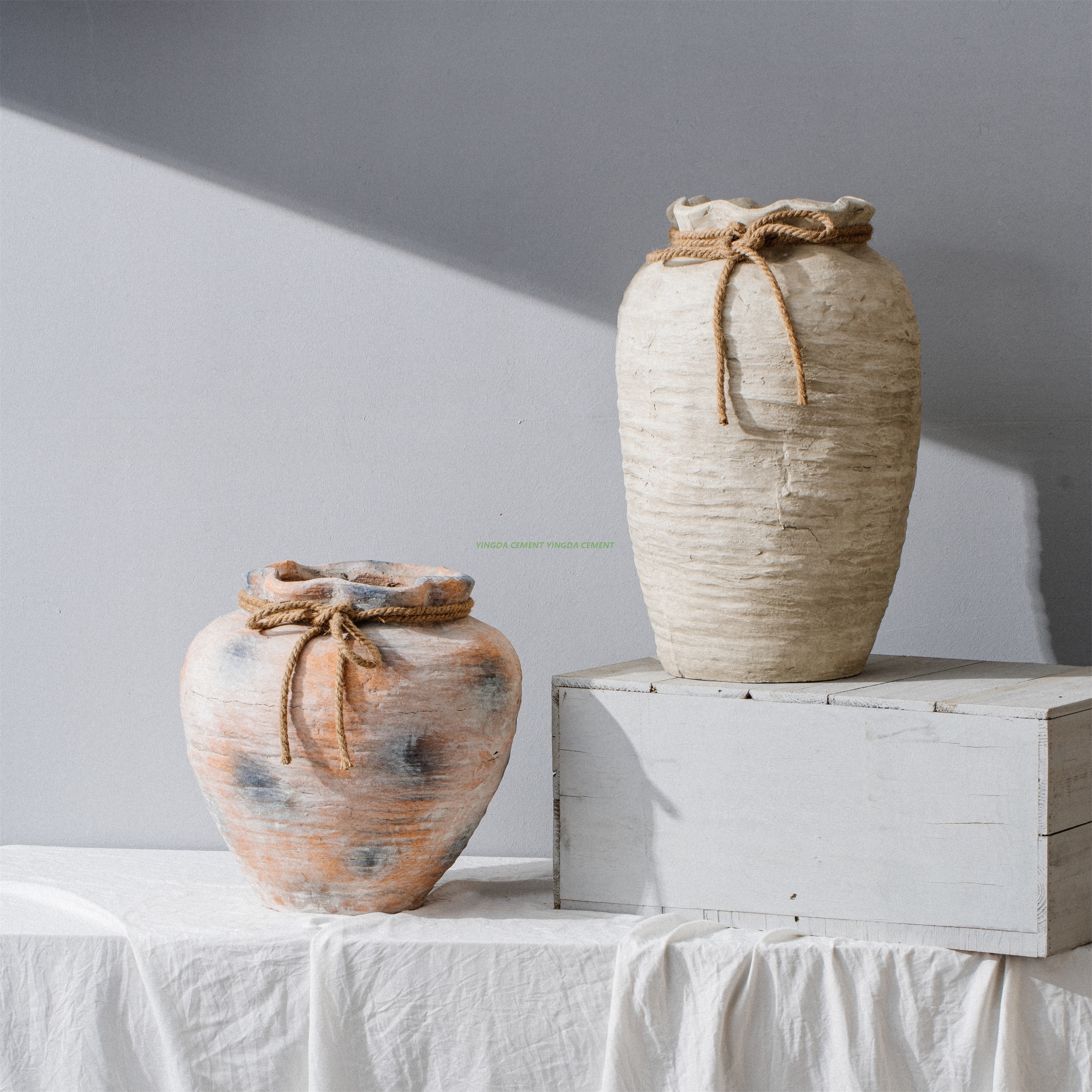 Wholesales Home Garden Decoration Large Round Cement Flower Pot Outdoor Indoor Decor Planter Fiber Clay Pots