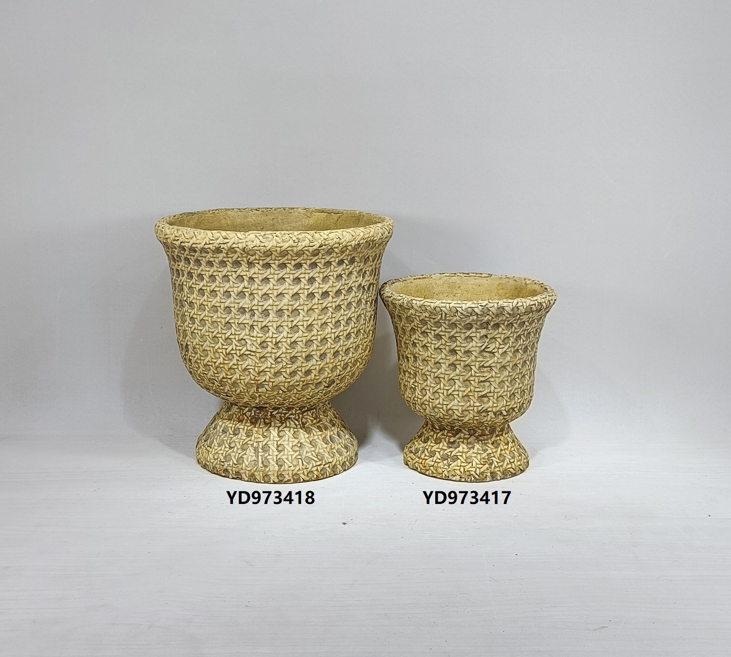 Cheap factory wholesale bamboo design cement urn pot decoration concrete flower pots planters