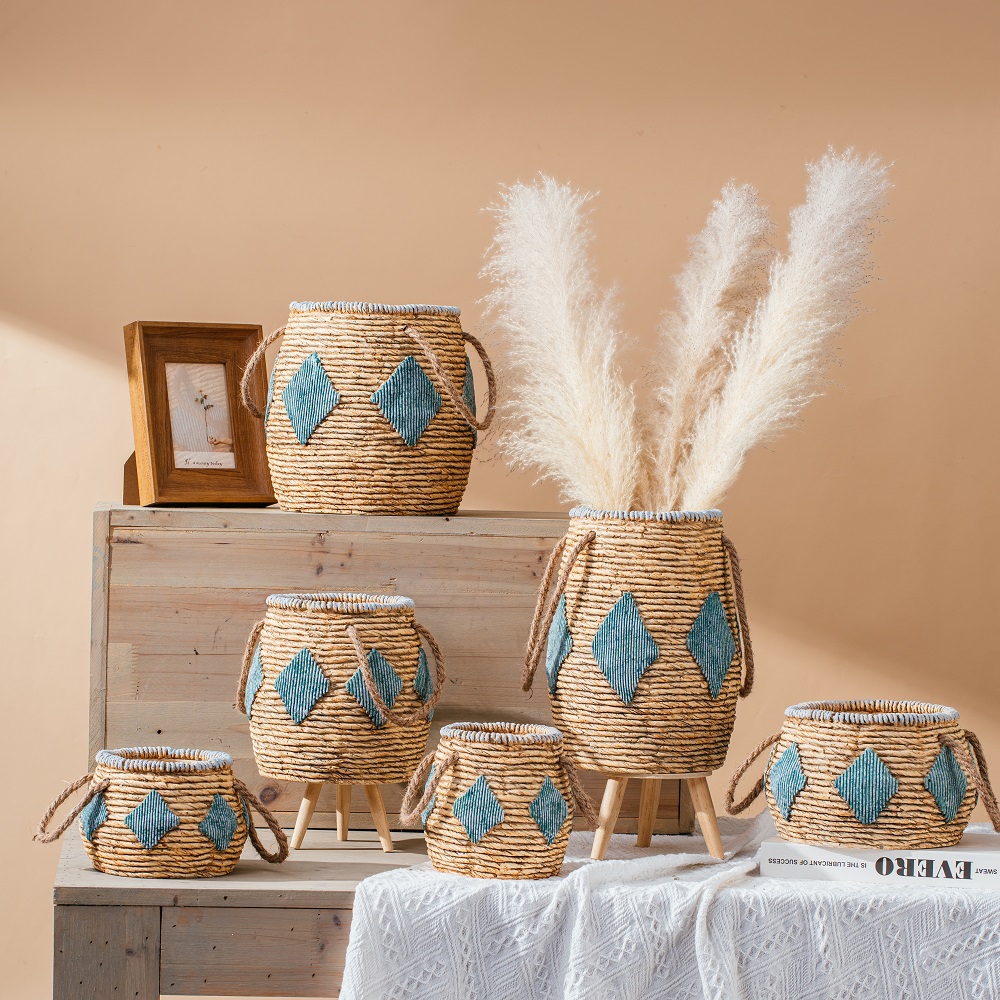 Modern novelty balcony decoration cement flower pot hanging planter pots with jute handle