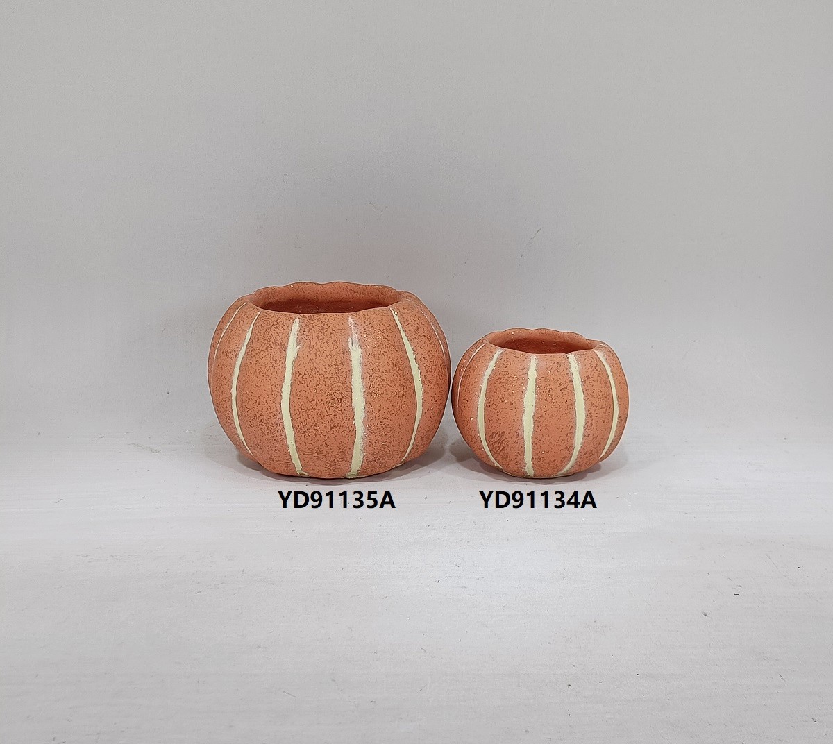 Embossed modern cement garden pot vegetable design pumpkin shape planter flower pot