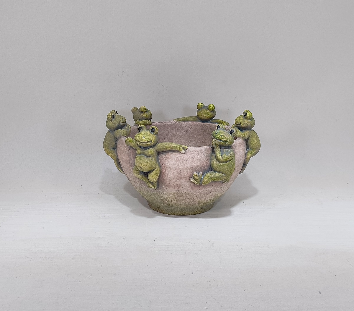 Frog embossed design cement flower pot home garden decoration creative cement flower pot