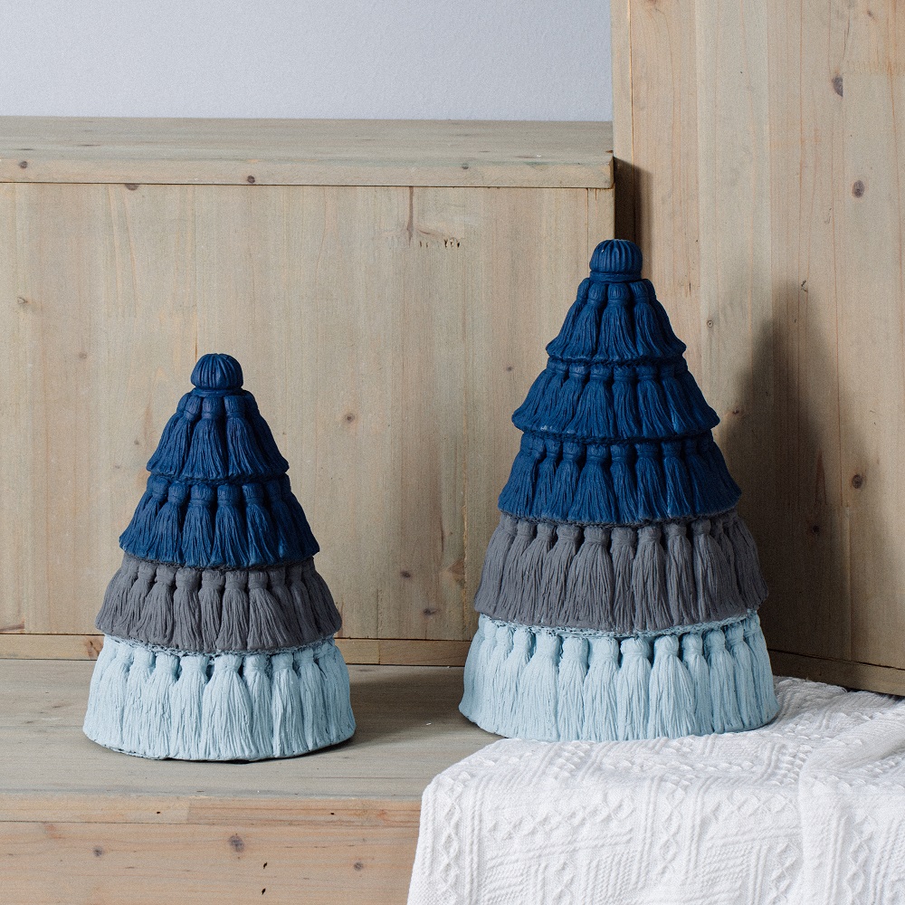 New arrival modern home tabletop decorative handmade matte cement christmas tree decoration