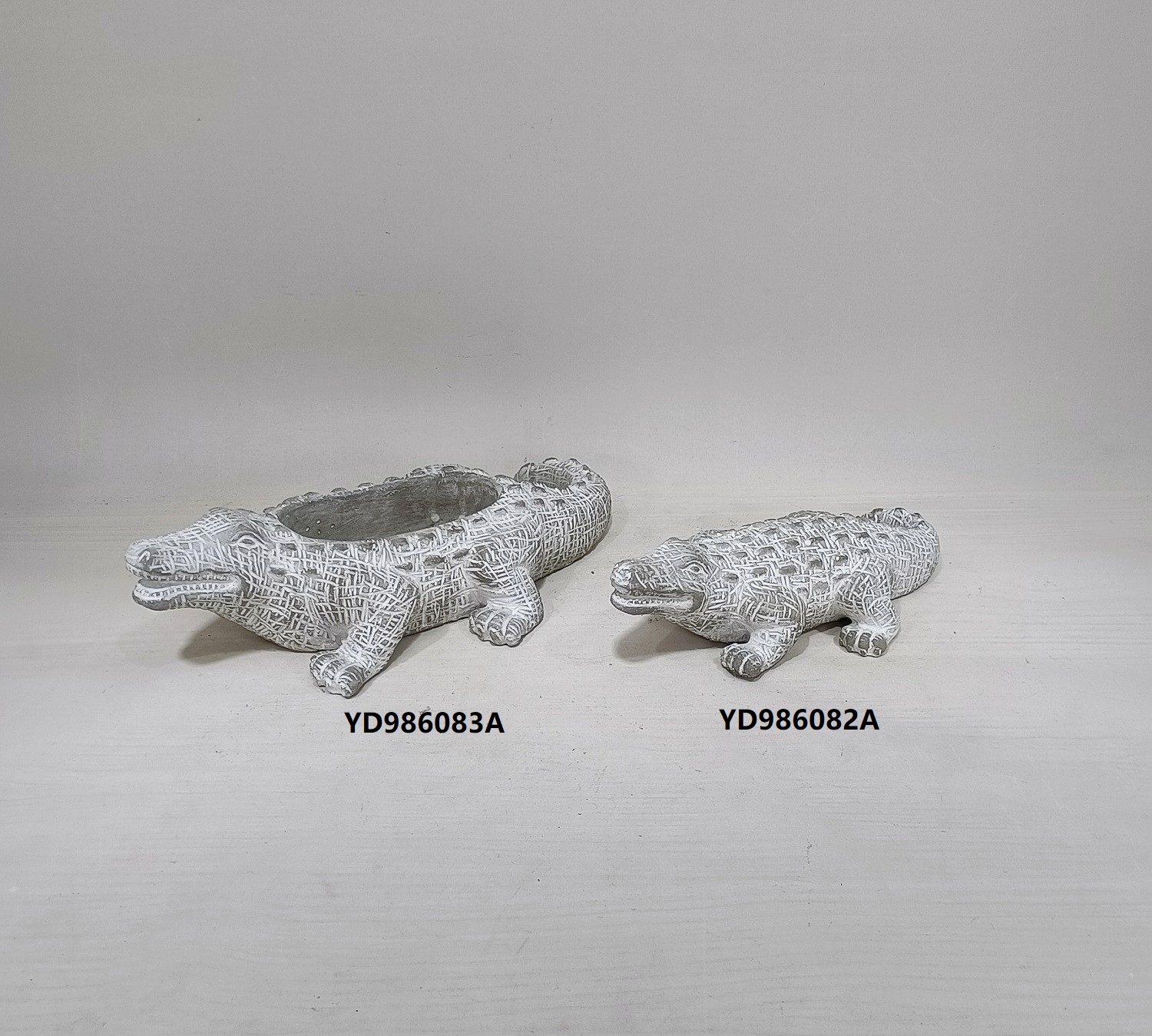 animal crocodile shape tabletop decoration cement home decor 