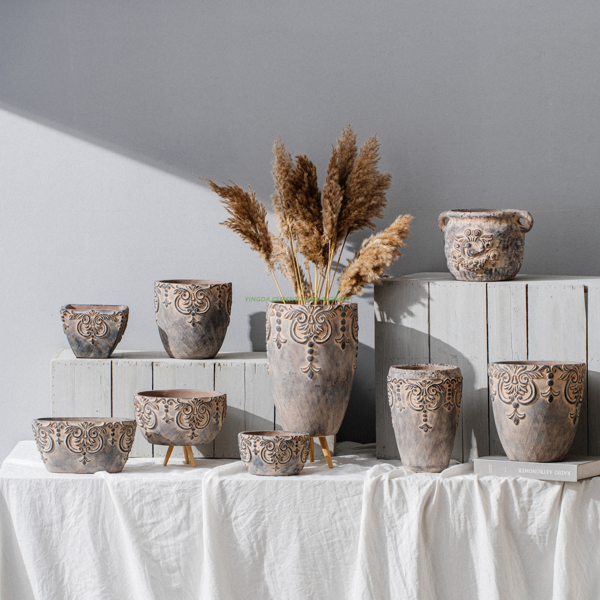 Wholesale New Design Home Tabletop Decor Bonsai Plant Pots Cylinder Mini Cement Pots for Flower Plant