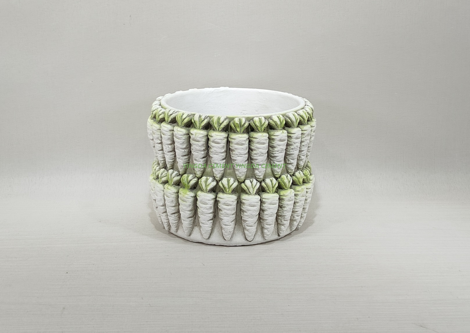 Unique Design Modern Home Garden Decoration Succulent Pots Vegetable Carrot Shape Cement Flower Pots