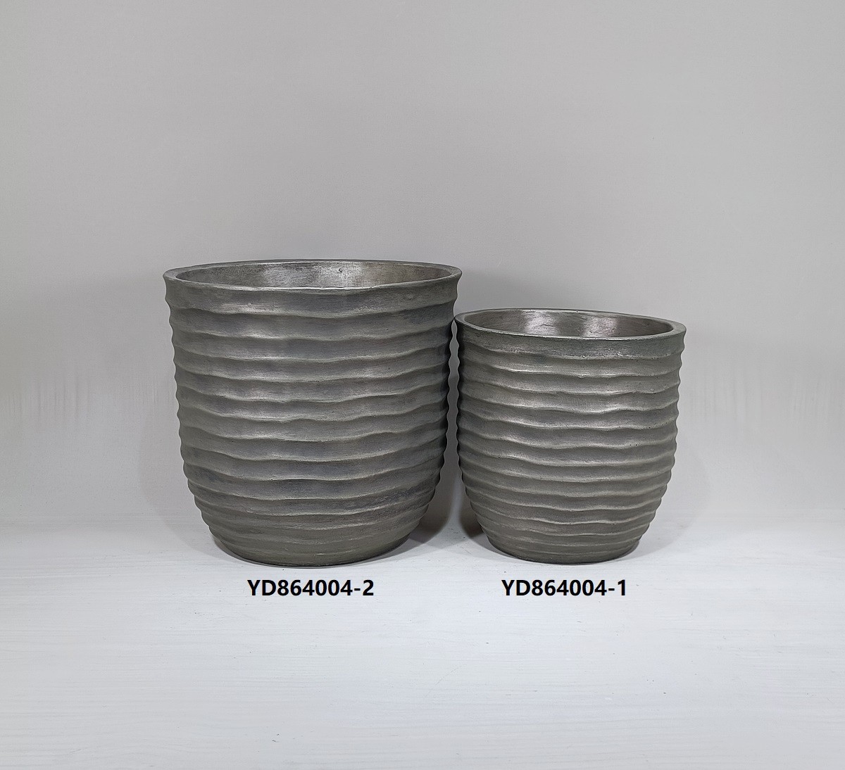 High quality customizable different sizes ripple rim design terracotta pot handmade cement pots for plants