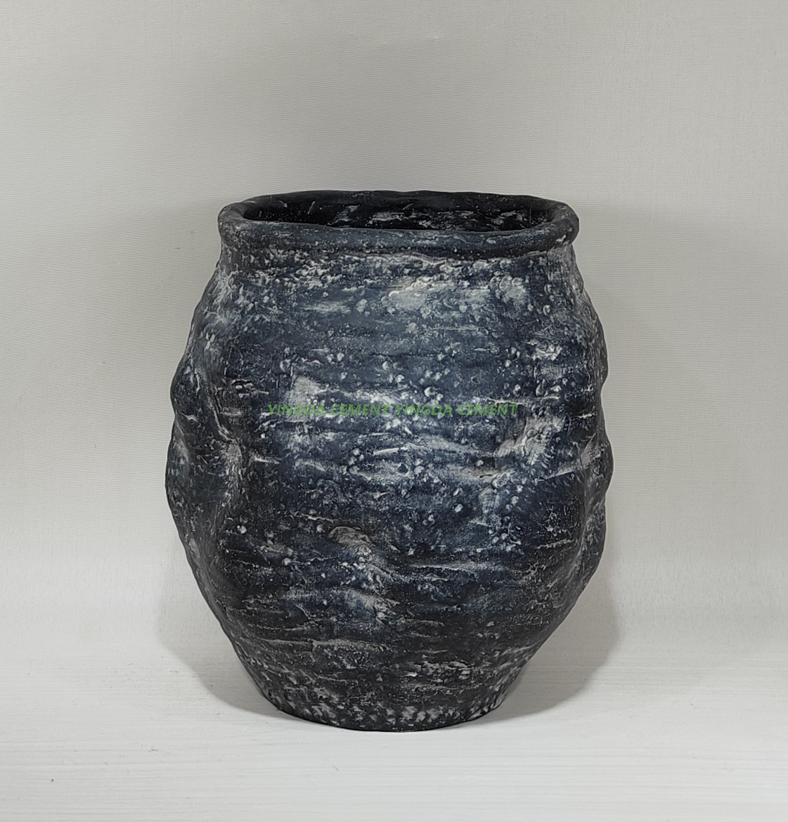 High quality wholesale price vintage customized unique table vases indoor cylinder vase 