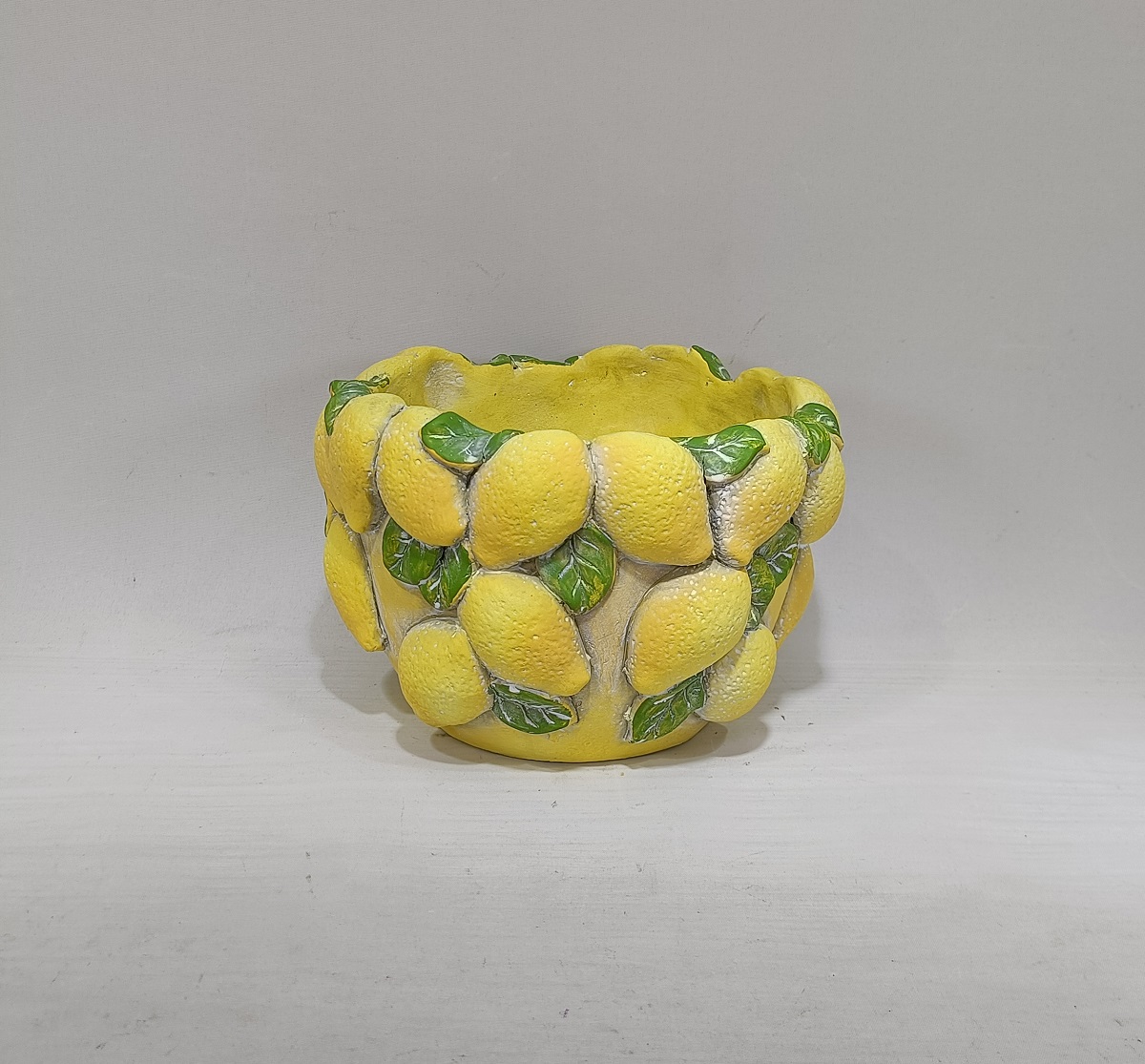 New item cement garden pot fruits design strawberry lemon cement pot for home decor