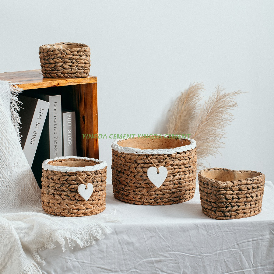 Novel Design Popular Cheap Custom Logo Heart Shape Planter Pot Wedding Decoration Cement Plant Pot for Gardening