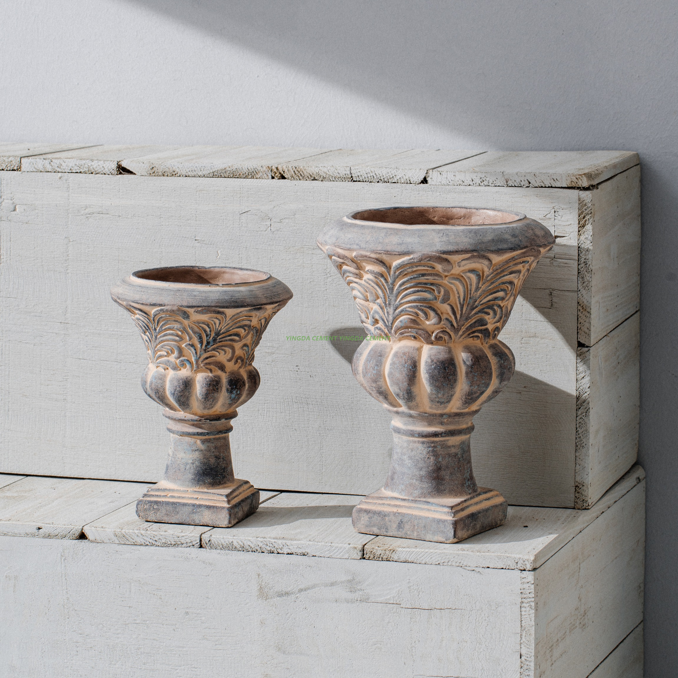 Durable Simple Fleshy Cement Small Potted Plant Pot for Creative Customizable Indoor Use