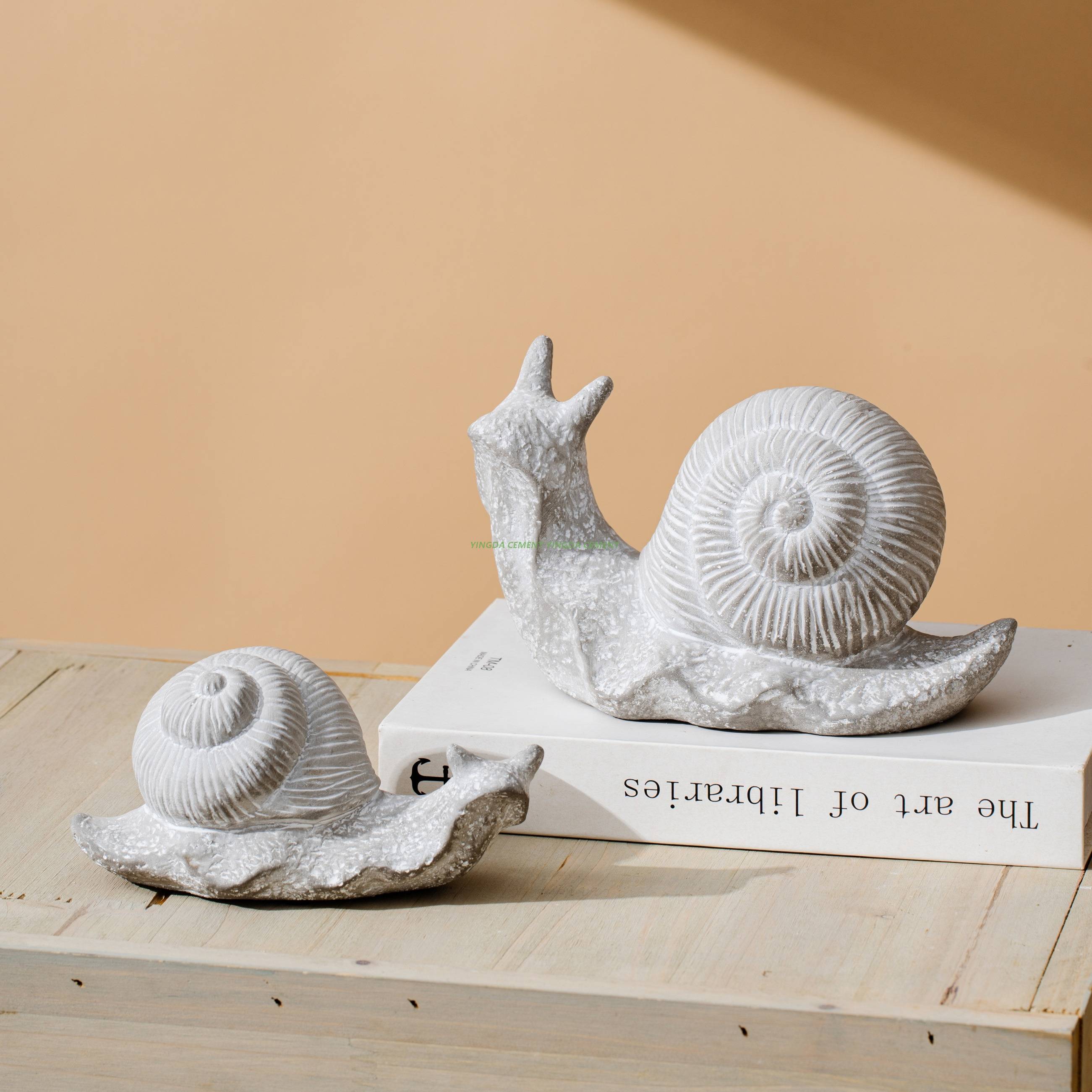 Modern Style Small Home Decor Garden Decoration Hand Carved Cement Snail Figurines Scenic Pattern All KNick-Knacks